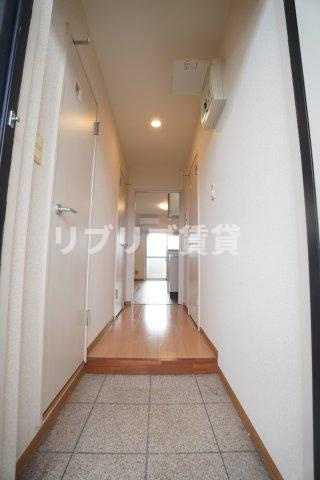 ハイトピア千葉の玄関