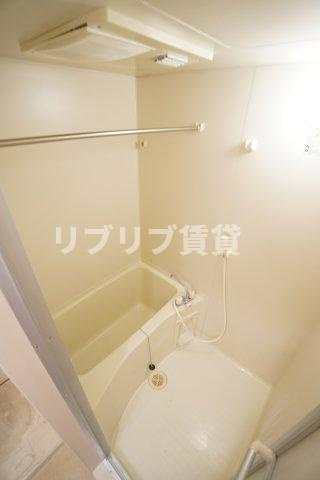 ハイトピア千葉の浴室