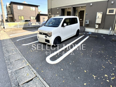 【駐車場】 | Ｗｉｎｇ小豆坂 | 駐車場があります