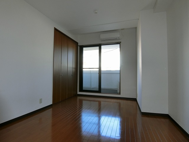 【洋室】 | クィーンライフ鳴尾