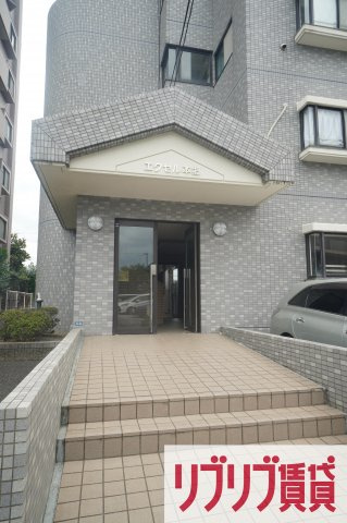 エクセル本郷のエントランス