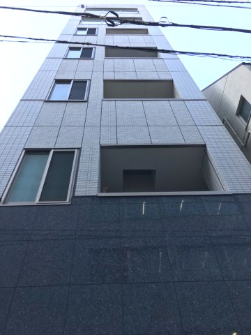 誠心ビルの外観