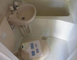 【浴室】 | 《2006年築！木造》横浜市鶴見区下末吉4丁目一棟アパート