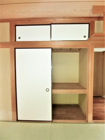 幸田貸家の収納