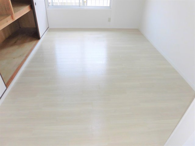 加藤貸家の洋室