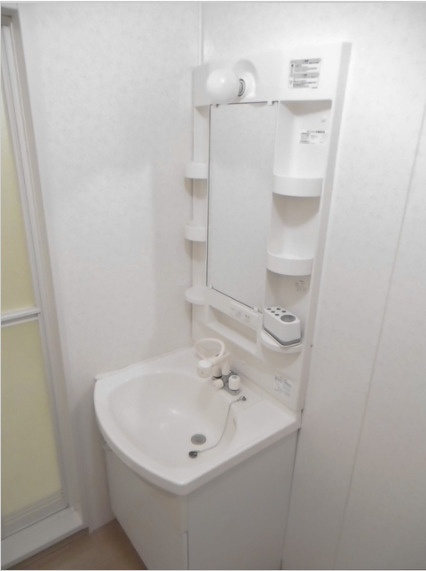 ガーデニアⅡの独立洗面台|独立洗面台あり、毎朝おしゃれに忙しい女性の方におすすめです