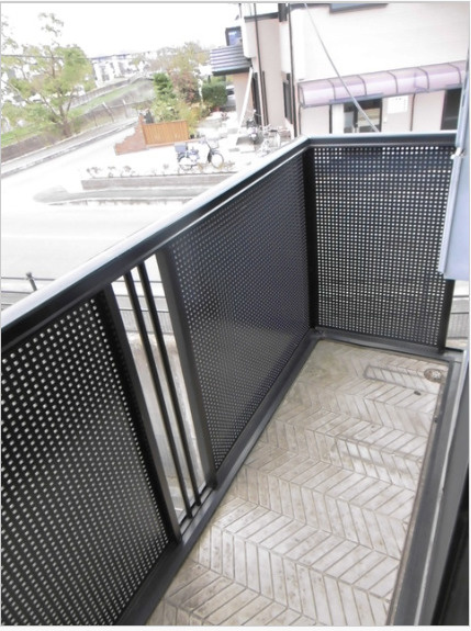 ガーデニアⅡのバルコニー|お洗濯にも便利なバルコニー付き