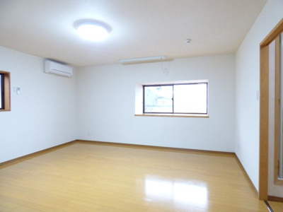 【洋室】 | アイエスコーポ