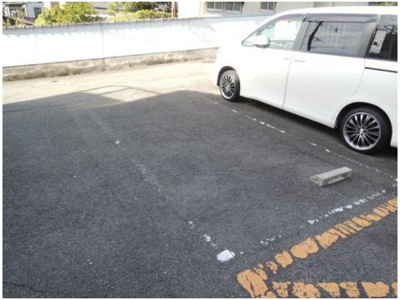 【駐車場】 | グランドハイツ