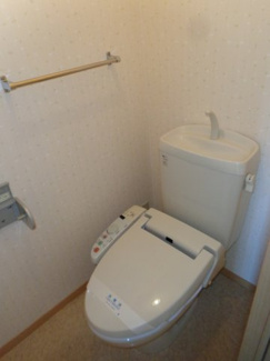 【トイレ】 | リファルジェント泉　Ｂ | コンパクトで使いやすいトイレです