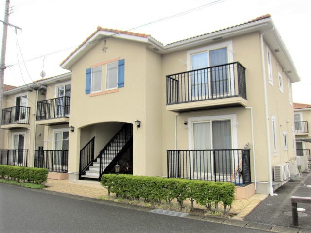 ラ・ペルラ下北沢