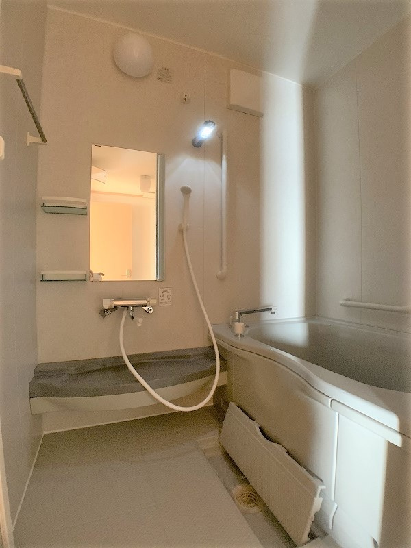 ガーデンプレイスＣ棟の浴室