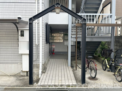 【エントランス】 | グランドハイツ