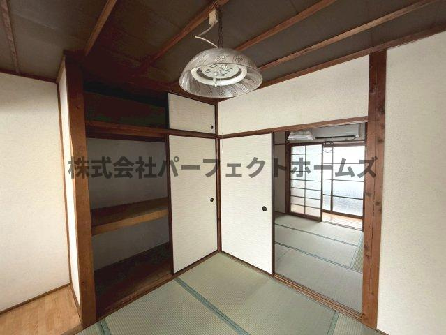 西辻文化（池田1丁目）の内装|明るい色調の室内です