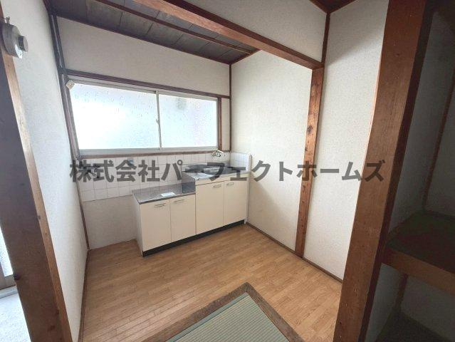 西辻文化（池田1丁目）の居間・リビング|ゆったりとしたリビングです