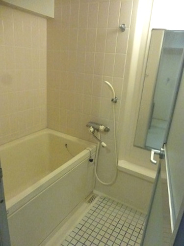 ライオンズマンション水前寺第３ 弐番館の浴室