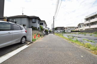 【前面道路含む現地写真】 | 現地見学や資料請求などお気軽にお問合わせ下さい。
周辺環境とあわせて現地ご案内致します。