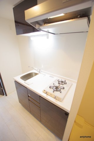 エステムコート新大阪13ニスタ　仲介手数料無料のキッチン