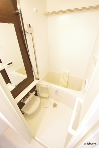 エステムコート新大阪13ニスタ　仲介手数料無料の浴室