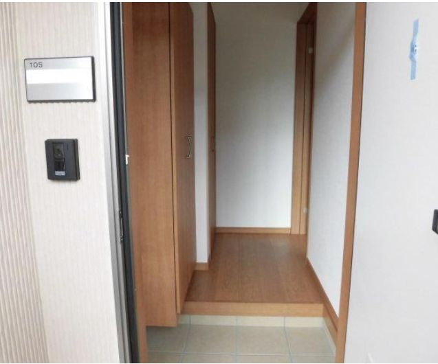 リッチヒルズ城西町の玄関