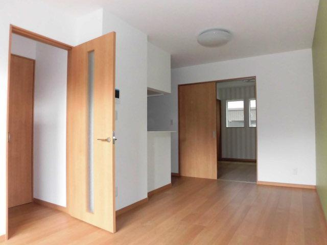 リッチヒルズ城西町の居間・リビング