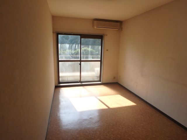 メゾン・ド・ヴェリテの居間・リビング|他のお部屋の参考写真となります。