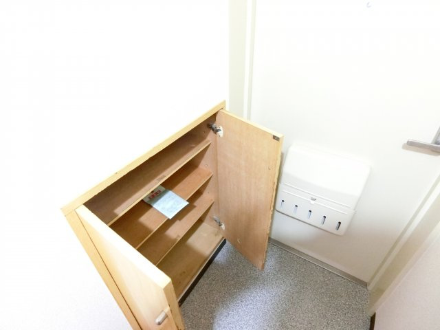 麻野ビルの収納