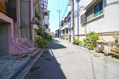 【前面道路含む現地写真】 | 枚方市招提南町　中古戸建