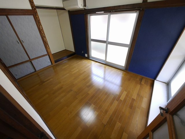 須磨区妙法寺字東谷839-13戸建の洋室