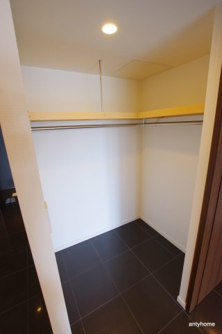 ザタワー大阪レジデンス　仲介手数料無料の収納