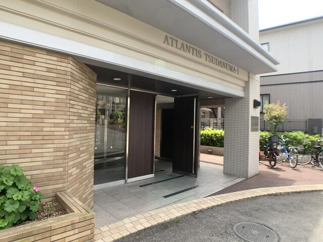 アトランティス津田沼Ⅰのエントランス