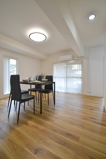 ライオンズマンション広島の居間・リビング