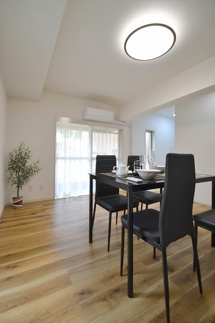 ライオンズマンション広島の居間・リビング