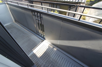 【バルコニー】 | グランブルーＤ