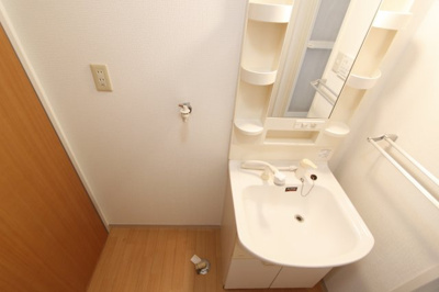 【洗面所】 | グランブルーＤ