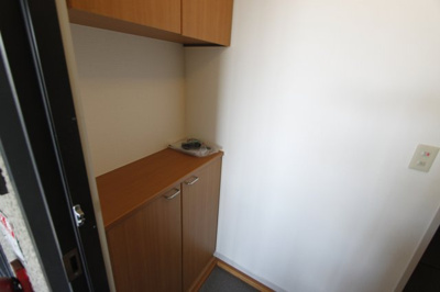 【玄関】 | グランブルーＤ