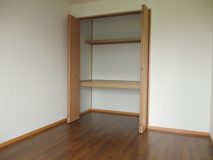 ブルンネンパークＣの洋室