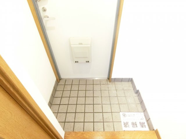 エトワール奥野の玄関