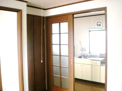 【居間・リビング】 | ハートウォーム高松 | ゆったり過ごせる居間です