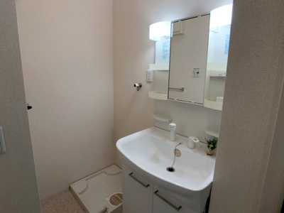 【洗面所】 | イヴェールアージュ