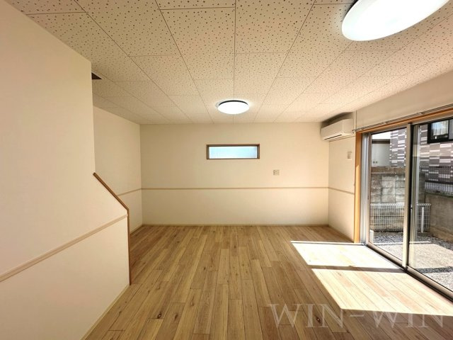 IW SUMIKA Bの居間・リビング