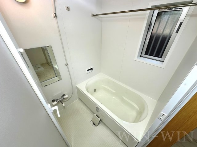 IW SUMIKA Bの浴室