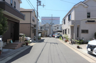 【前面道路含む現地写真】