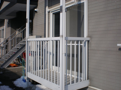 【バルコニー】 | アピオン前九年Ⅰ | 洗濯物干し掛け付き画像は1階