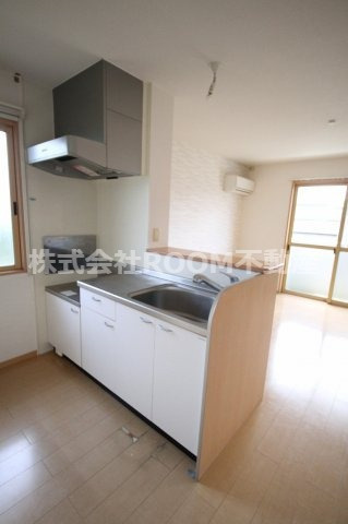 Ｄ’コートラスタのキッチン|コンパクトなキッチンで掃除もラクラク