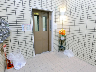 【エントランス】 | フォレスト1 | 毎日通るエントランスはこのようになっています