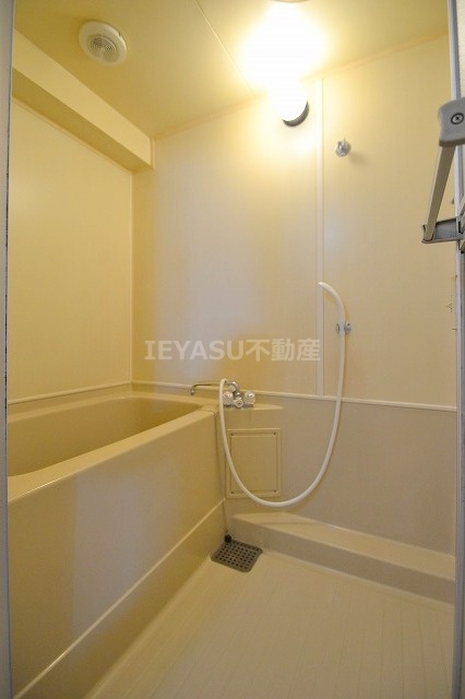 ロイヤルビューの浴室