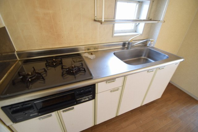 グランディール夏見台のキッチン|３口システムキッチン☆