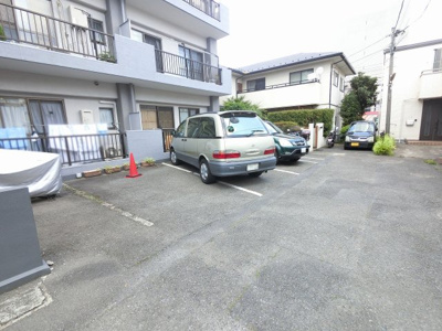 【駐車場】 | サンコーポラス等々力 | 平置き駐車場です。