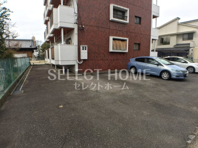 【駐車場】 | メゾン黒栁 | 駐車場完備です